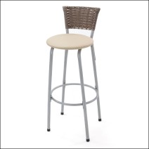 1 Banqueta Alta Prateada com Encosto de Junco Sintético Cappuccino e Assento Acolchoado para Bancada Gourmet 1 Banqueta Alta Prateada com Encosto de Junco Sintético Cappuccino e Assento Acolchoado para Bancada Gourmet