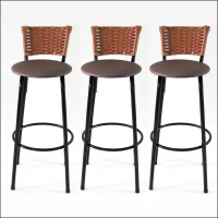 Conjunto 3 Banquetas Altas Pretas com Junco Imbuia para Balcão Cozinha e Varanda Gourmet