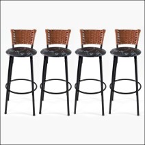Conjunto com 4 Banquetas Altas de Cozinha em Aço com Encosto de Junco Sintético Cappuccino para Balcão